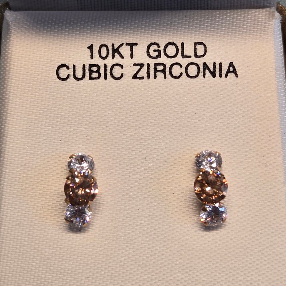 10KT Solid Yellow Gold Champagne & Clear Round Cubic Zirconia Post Earrings NEW